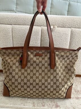 Gucci cloth Beige Monogram Tote with Chestnut Leather Trim